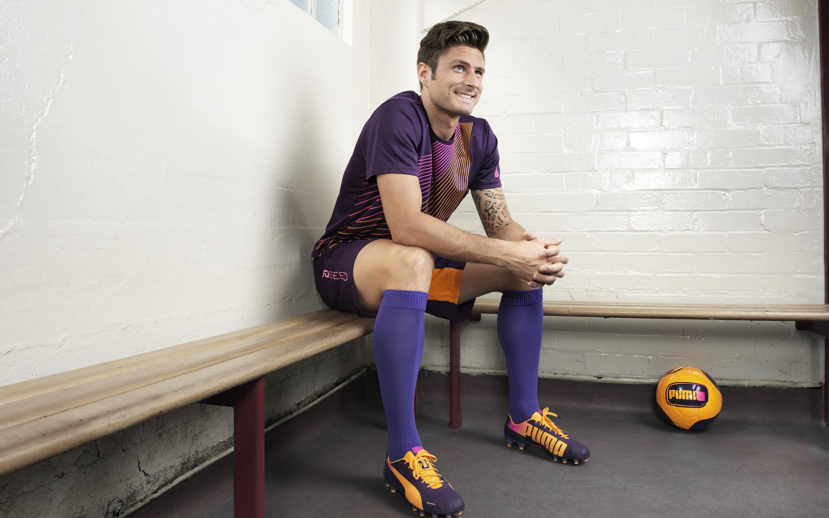 曼城的进球构建方式在数据上展现多样性,曼城球员进球数量